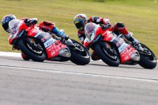 FP2 WSBK Aragon 2017:...