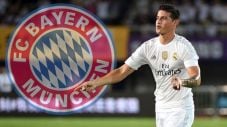 James Rodriguez Bikin...