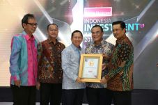 PT Indah Kiat Kiat Raih...