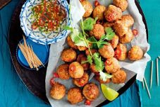 Nikmati Bakso Panggang...