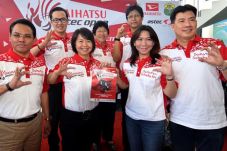 Daihatsu Astec Open...