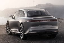 Industri Automotif China...