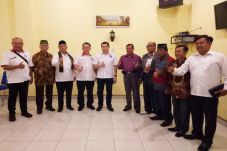 HT Bertemu Sejumlah...