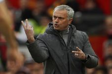 Manchester United Perlu...