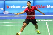 Kalahkan Tunggal Jerman,...