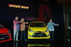 Toyota Resmi Luncurkan...
