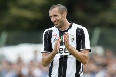 Wow, Chiellini Buat...