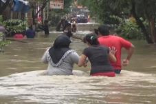 Hujan di Lereng Anjasmoro...
