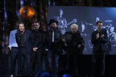 Pearl Jam dan Tupac...