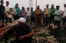 Pembunuhan Satu Keluarga...