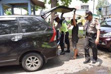 Marak Teror, Polisi...