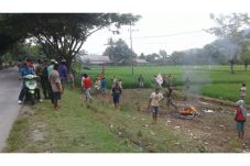 Tolak Eksekusi Lahan...