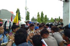 Siswi SMK Minum Racun...