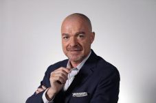 Sean Conlon, Tukang...