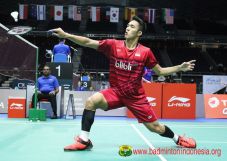 Jonatan Christie Rebut...