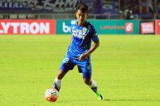 Duel Dua Pemain Lokal...