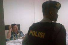 Tak Miliki Paspor, Polisi...