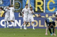 AC Milan Cetak Comeback...
