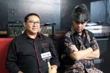 Ini Lirik Lagu Sang...