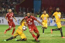 Redam Semen Padang,...
