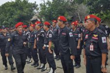PDIP Turunkan Ribuan...