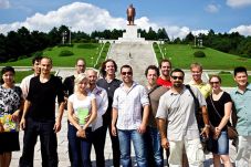 Wisatawan Barat Takut...