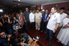 Semua Pihak Diimbau...