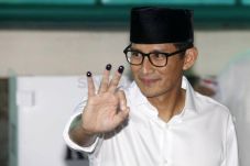 Ahok-Djarot Unggul di...