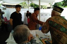 Habibie Berharap Gubernur...