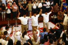 Anies-Sandi Menang,...