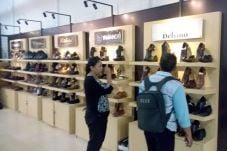 Produk Sepatu Kulit...