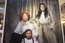 Luna Maya dan Lunahabit...