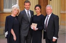 Victoria Beckham Berterima...