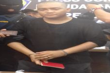 Aktor Malaysia yang...