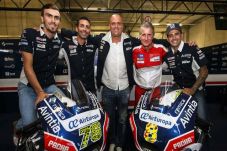 Tim Satelit Avintia...