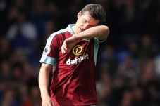 Joey Barton Dilarang...