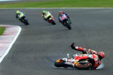 Pembalapnya Sering Jatuh...