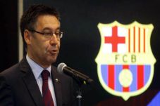 Hina Barcelona Sampah...