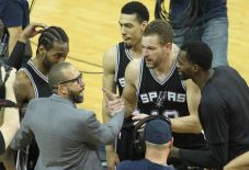 San Antonio Spurs Singkirkan...