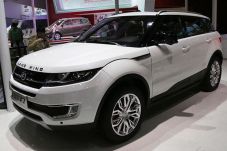 Landwind X7, Mobil Buatan...