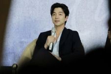 Gong Yoo Menangis Bertemu...