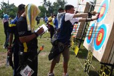 Dukung Pembinaan Atlet,...