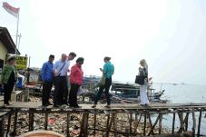 Pencemaran Laut di Pantai...