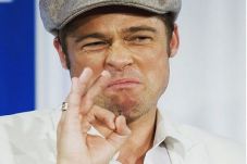 Wow, Brad Pitt Peringatkan...