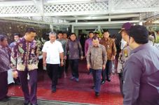 JK Melayat ke Rumah...