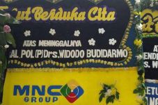 Jenderal Widodo Dimakamkan,...