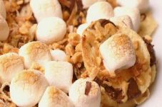 Tortilla Dessert, Camilan...