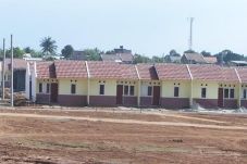 Tuai Pro-Kontra, Rumah...