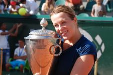 Pavlyuchenkova Angkat...