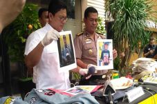 Kampanye Rasis, Polisi...